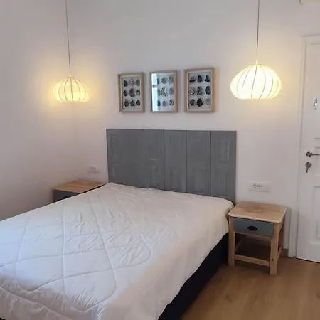 Apartment Mikros Vorias *